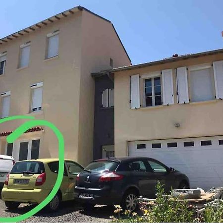 Studio Cosy Et Lumineux De 35M2 A Romagnat Apartment Luaran gambar