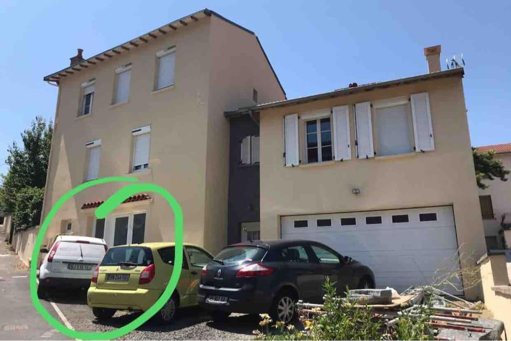 Studio Cosy Et Lumineux De 35M2 A Romagnat Apartment Luaran gambar