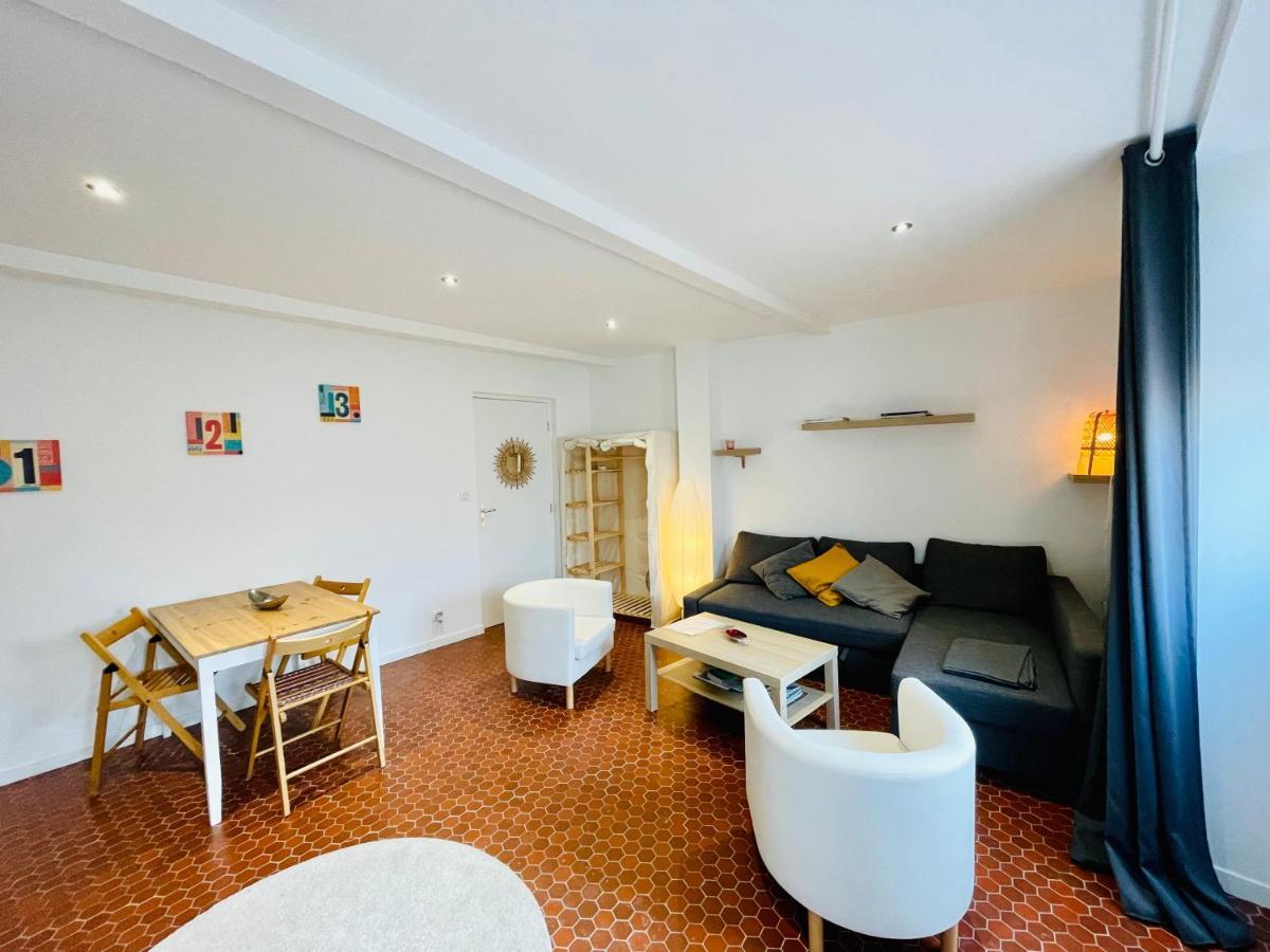 Studio Cosy Et Lumineux De 35M2 A Romagnat Apartment Luaran gambar